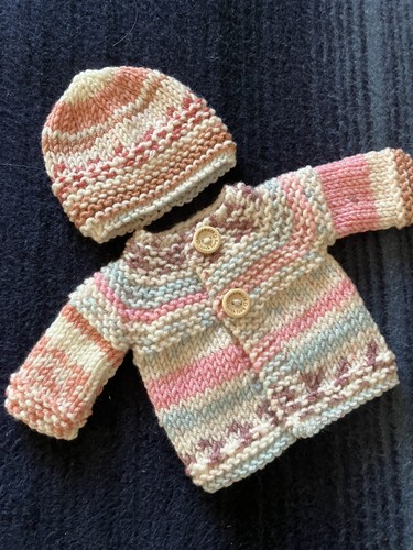 Hand knitted dolls clothes - hand, fit