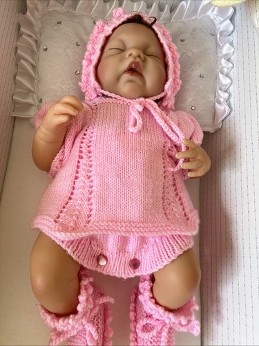 Reborn newborn baby - baby, hand