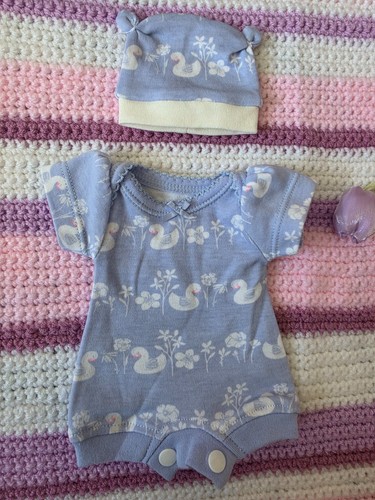 Short sleeve bodysuit with - , hat