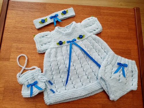 Hand knitted dolls clothes - dolls,