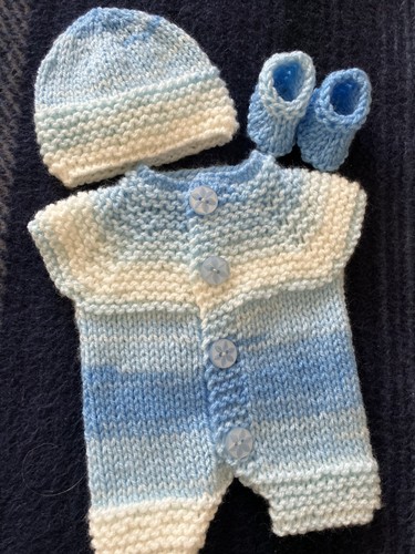 Hand knitted dolls clothes - dolls,